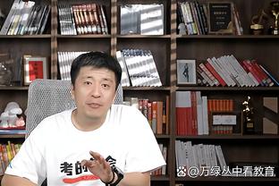 斯奈德：球队今晚遇到了很多挑战 我们的进攻影响到了防守